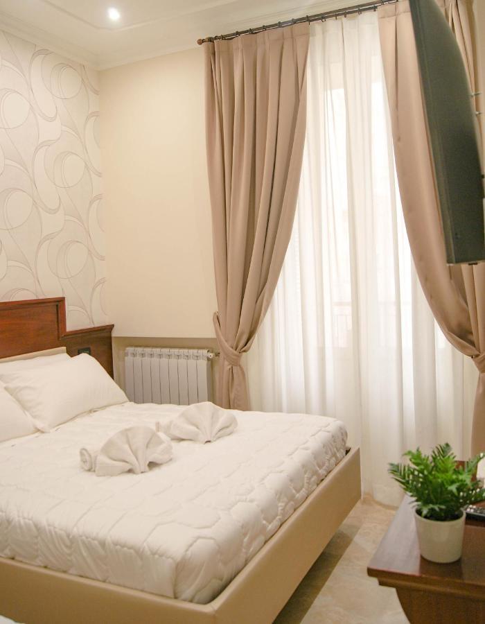 Deluxe Double Room,1382577023:JPEG