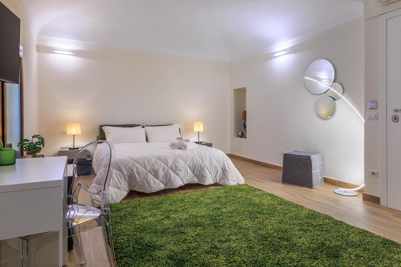 Superior Double Room,1377755165:JPEG