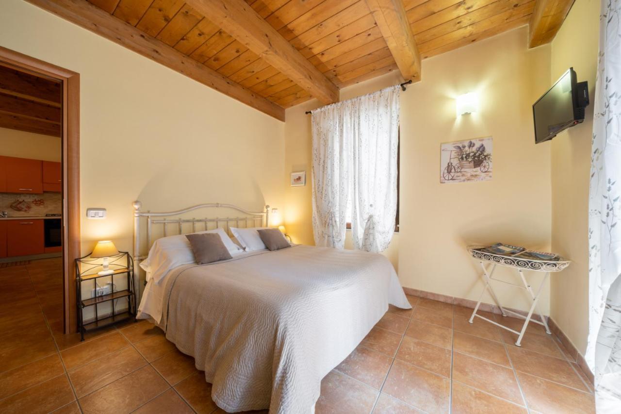 One-Bedroom Apartment,1398552770:JPEG