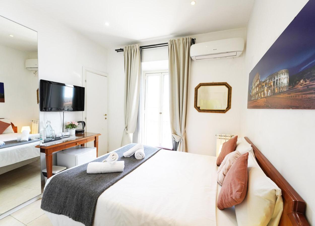 Budget Double Room Balcony,1406356904:JPEG