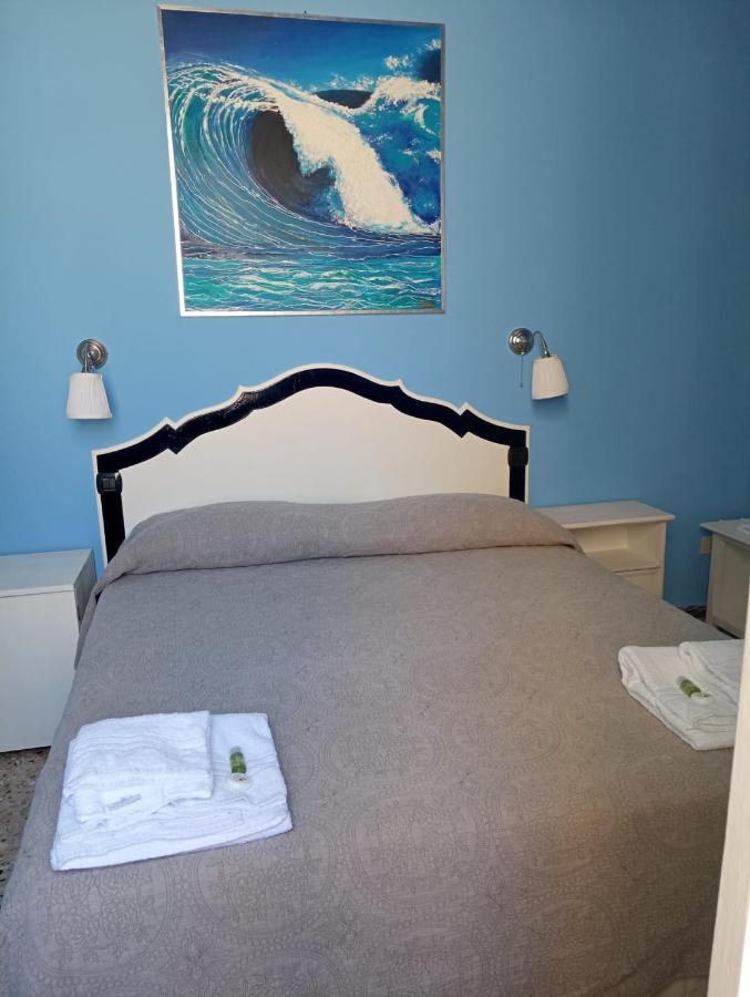 Double or Twin Room,1412378723:JPEG