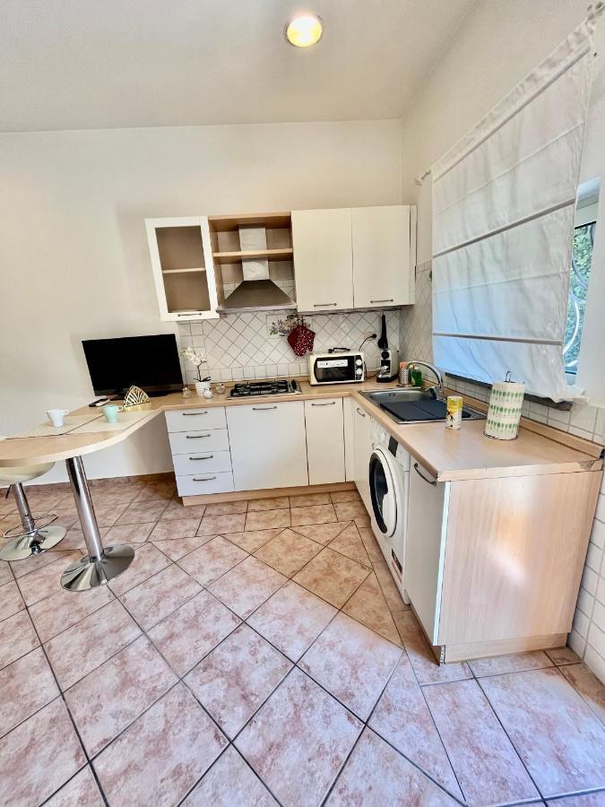 Apartment,1407658508:JPEG