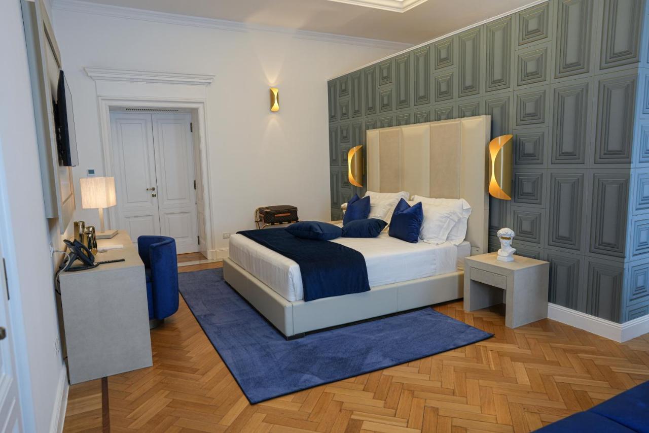 Deluxe Suite,1416315237:JPEG