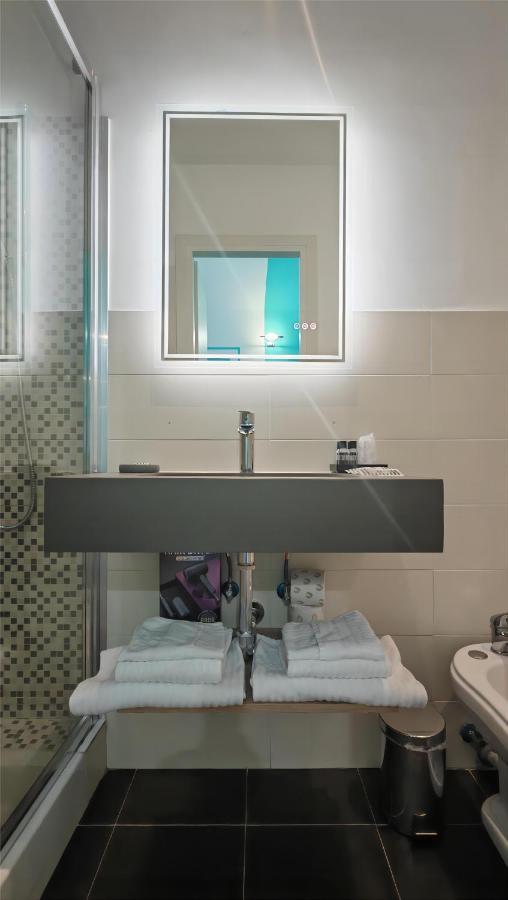 Deluxe Triple Room,1421333571:JPEG