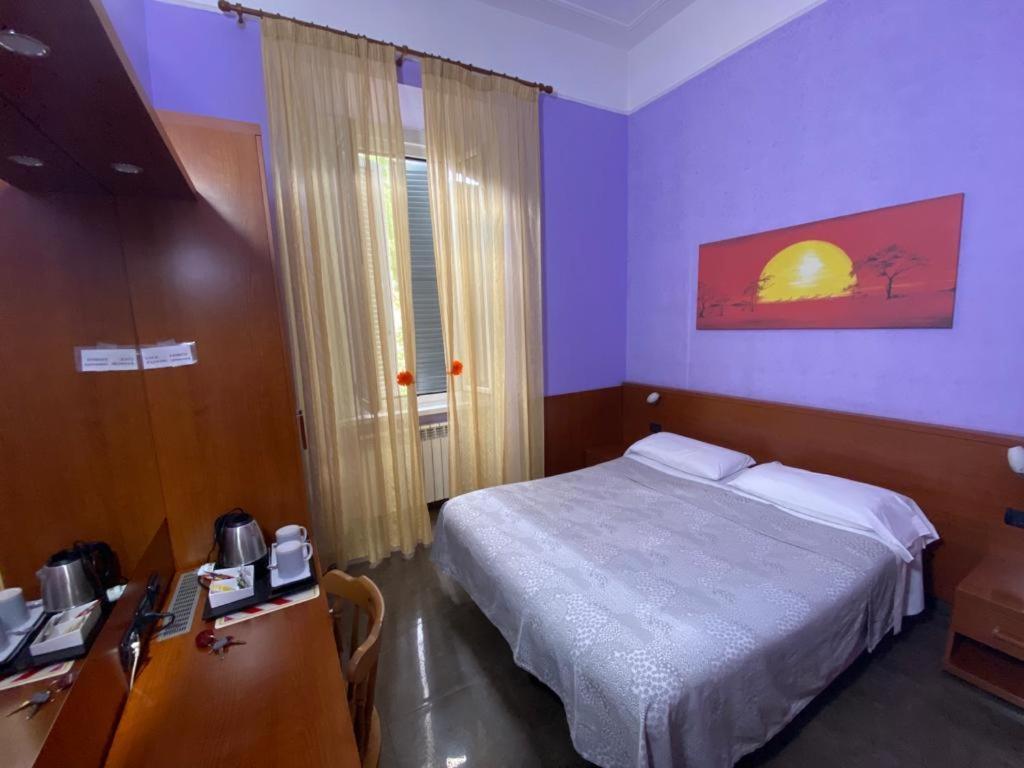 Double Room,1426406409:JPEG