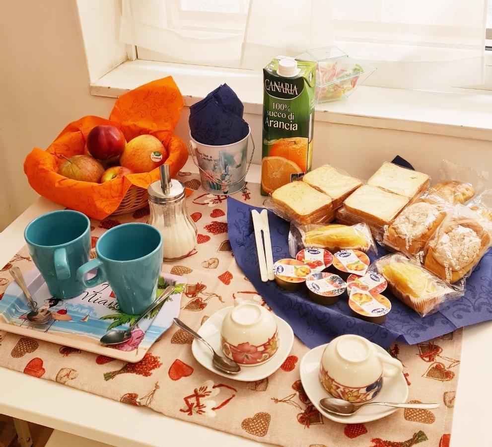 Double Room,1534674082:JPEG