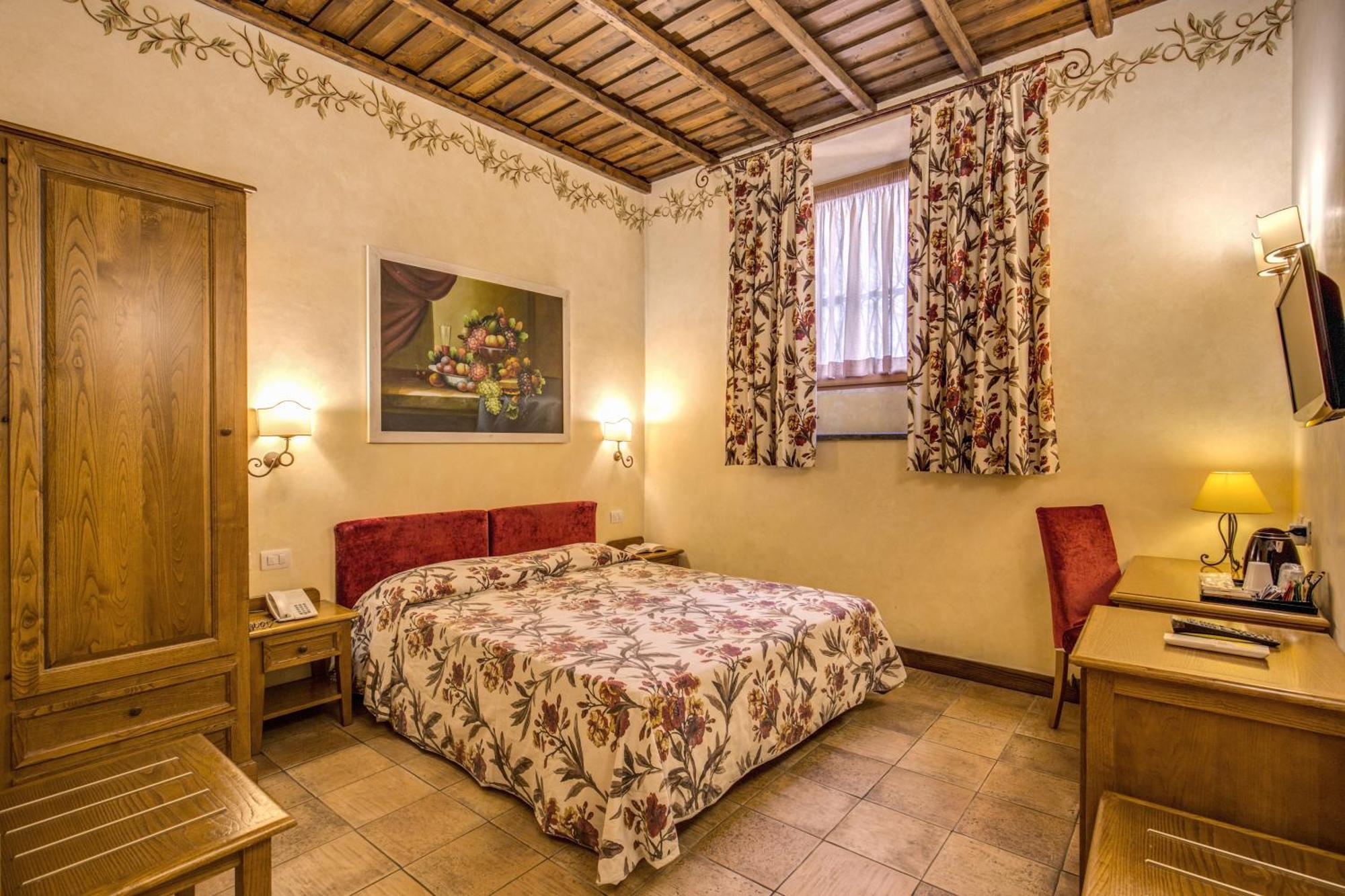 Double or Twin Room,1437378325:JPEG