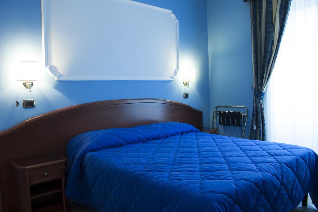 Double or Twin Room,146905592:JPEG