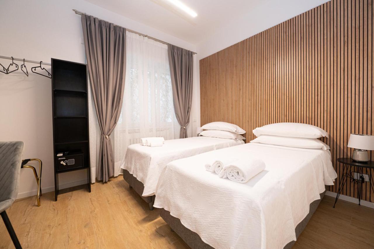 Deluxe Çift Kişilik veya İki Yataklı Oda