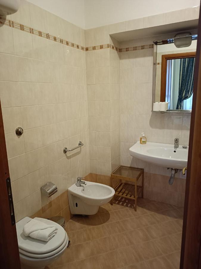 Double Room,1480749221:JPEG