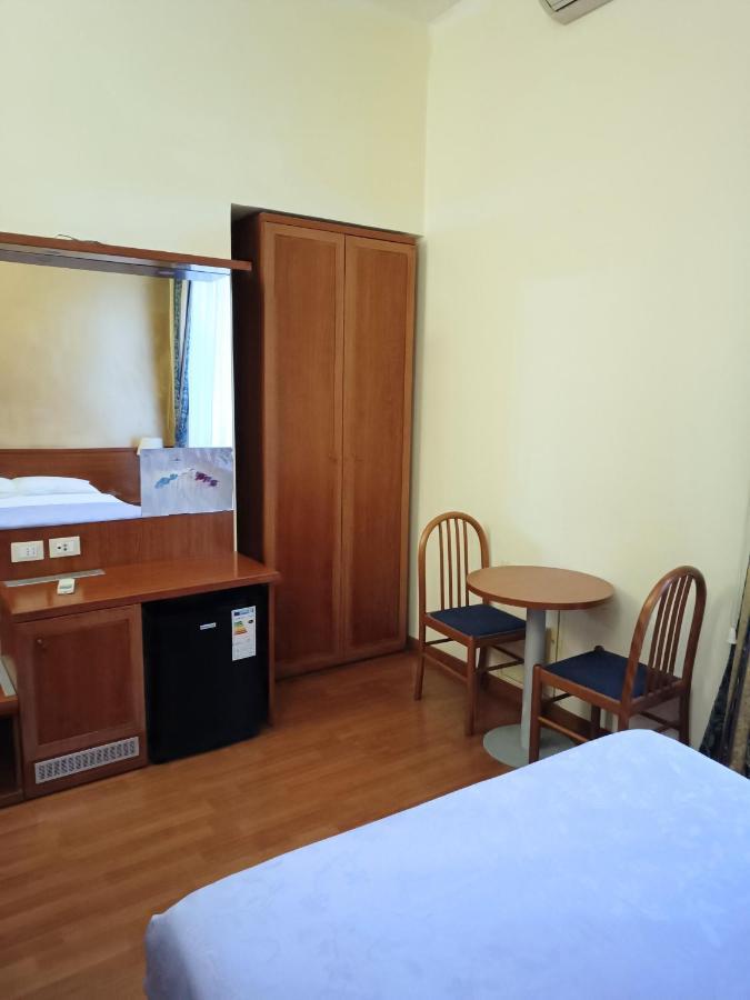 Double Room with Private Bathroom,1480748735:JPEG