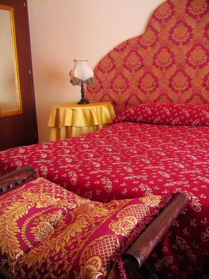 Double Room,1482049100:JPEG