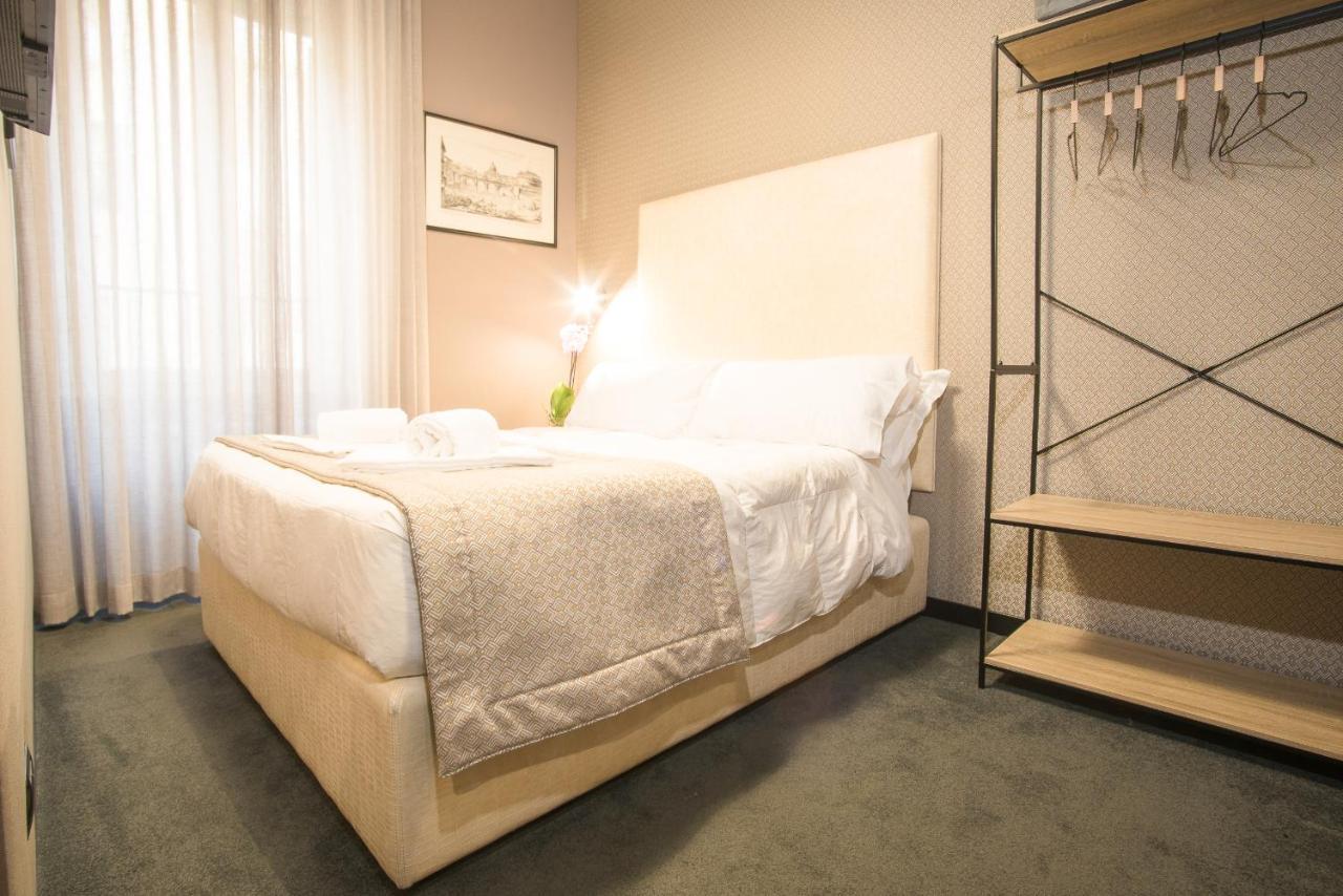 Small Double Room,1498805737:JPEG