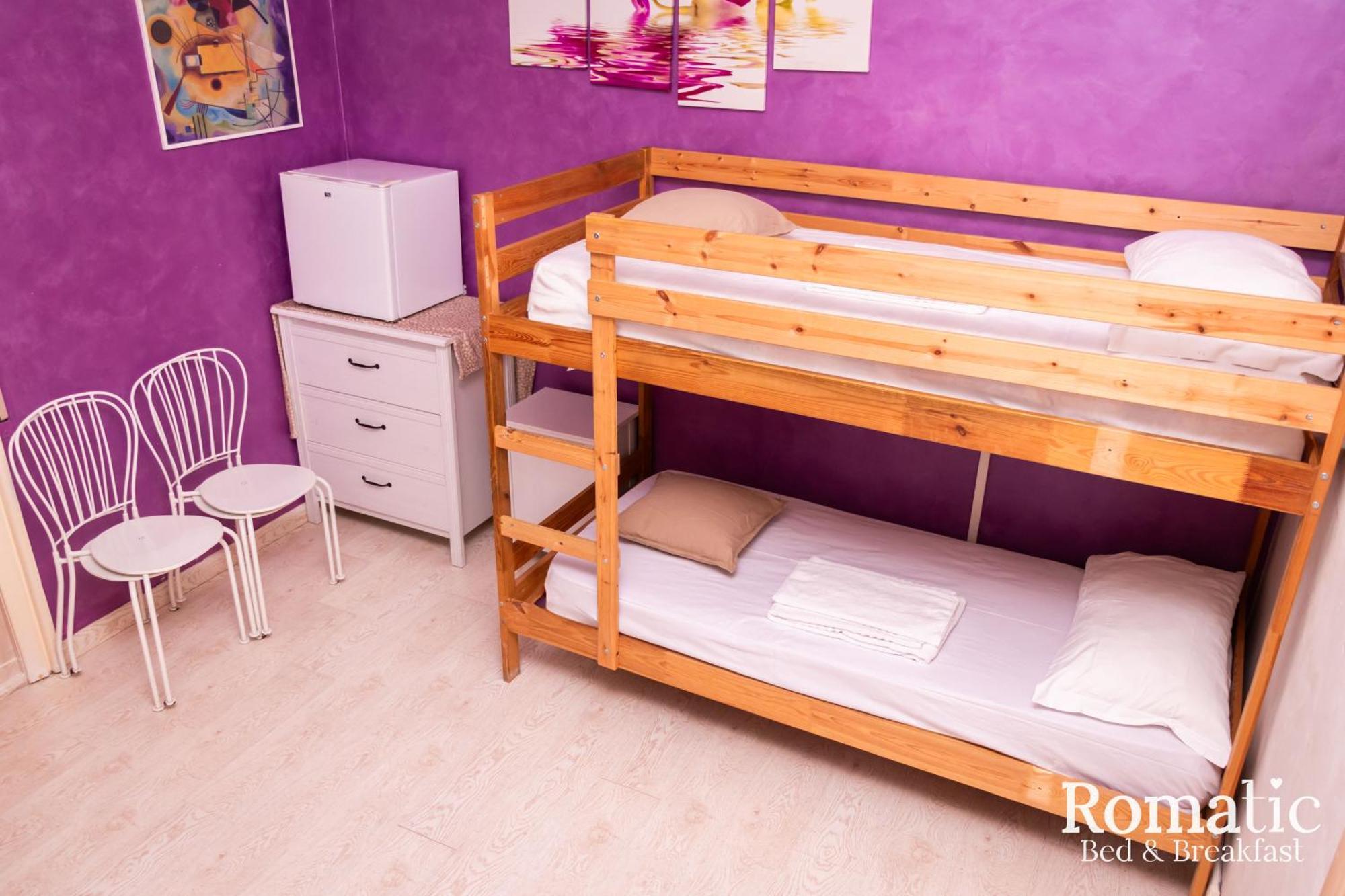 Single Bed Mixed Dormitory Room,1559693278:JPEG