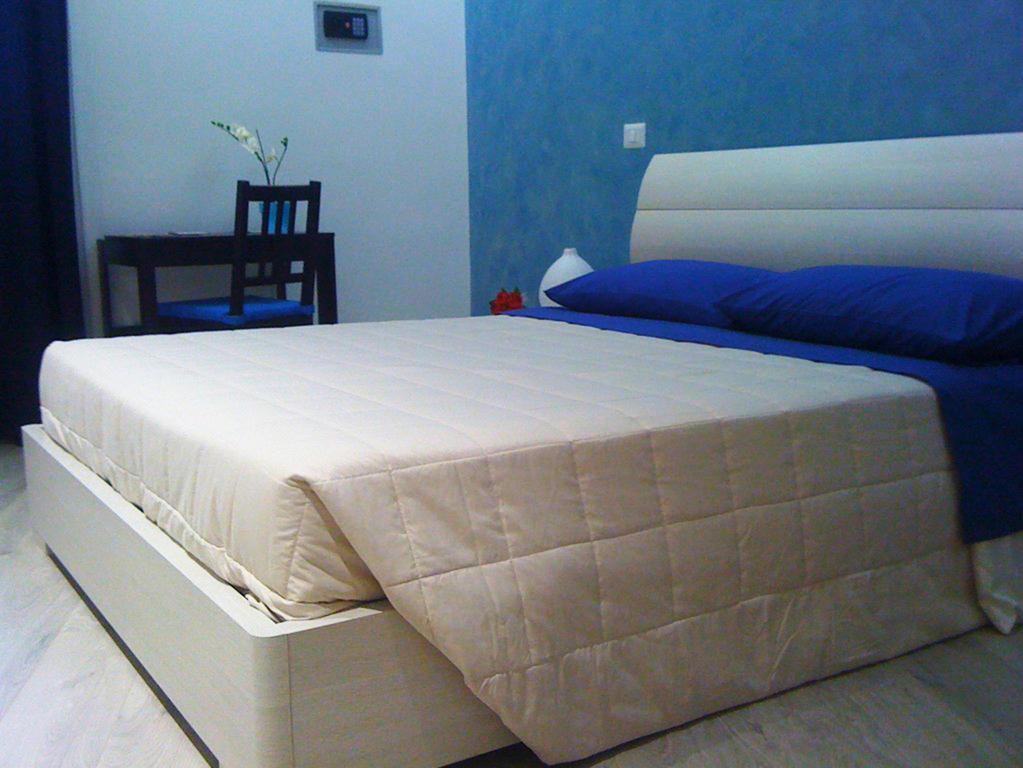 Double Room,443956023:JPEG