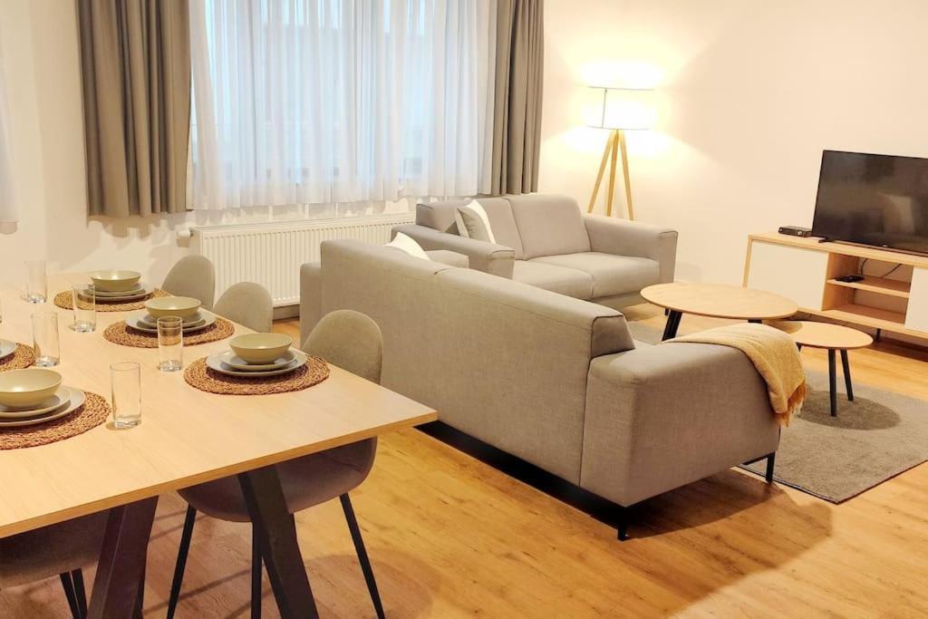 Dobbeltværelse med eget badeværelse