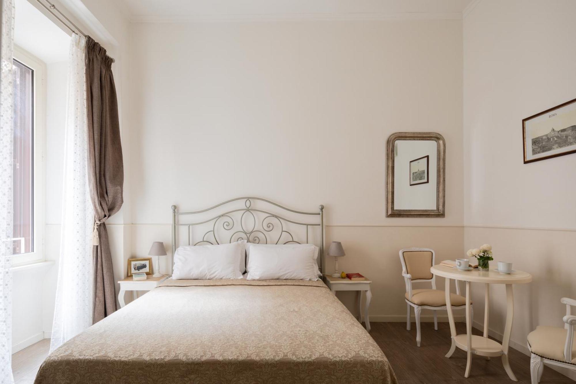 Double Room,1523411107:JPEG