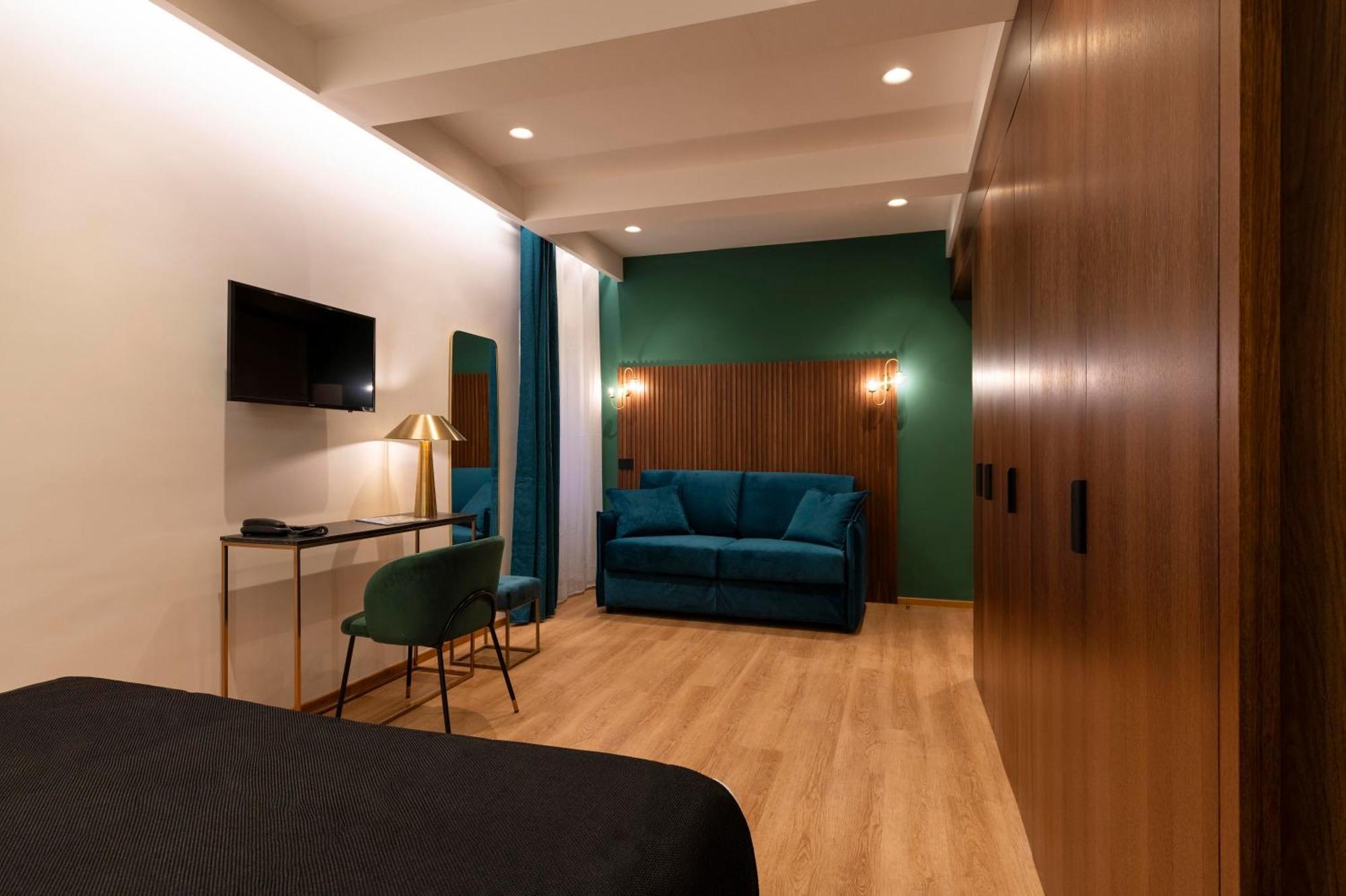 Deluxe Quadruple Room,1525998220:JPEG