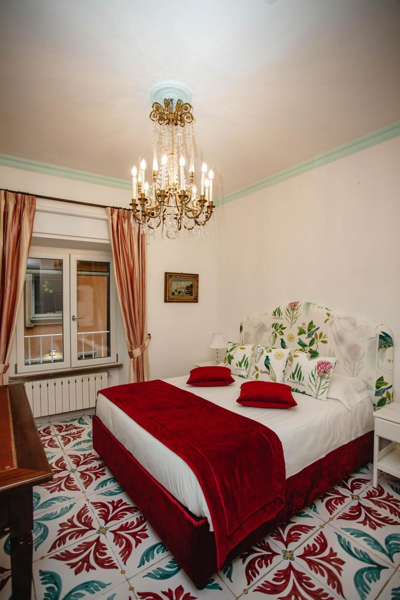 Deluxe Room,1318383598:JPEG