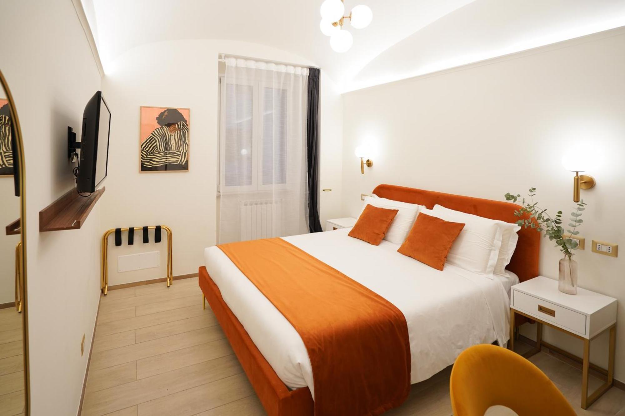 Double Room,1534475815:JPEG