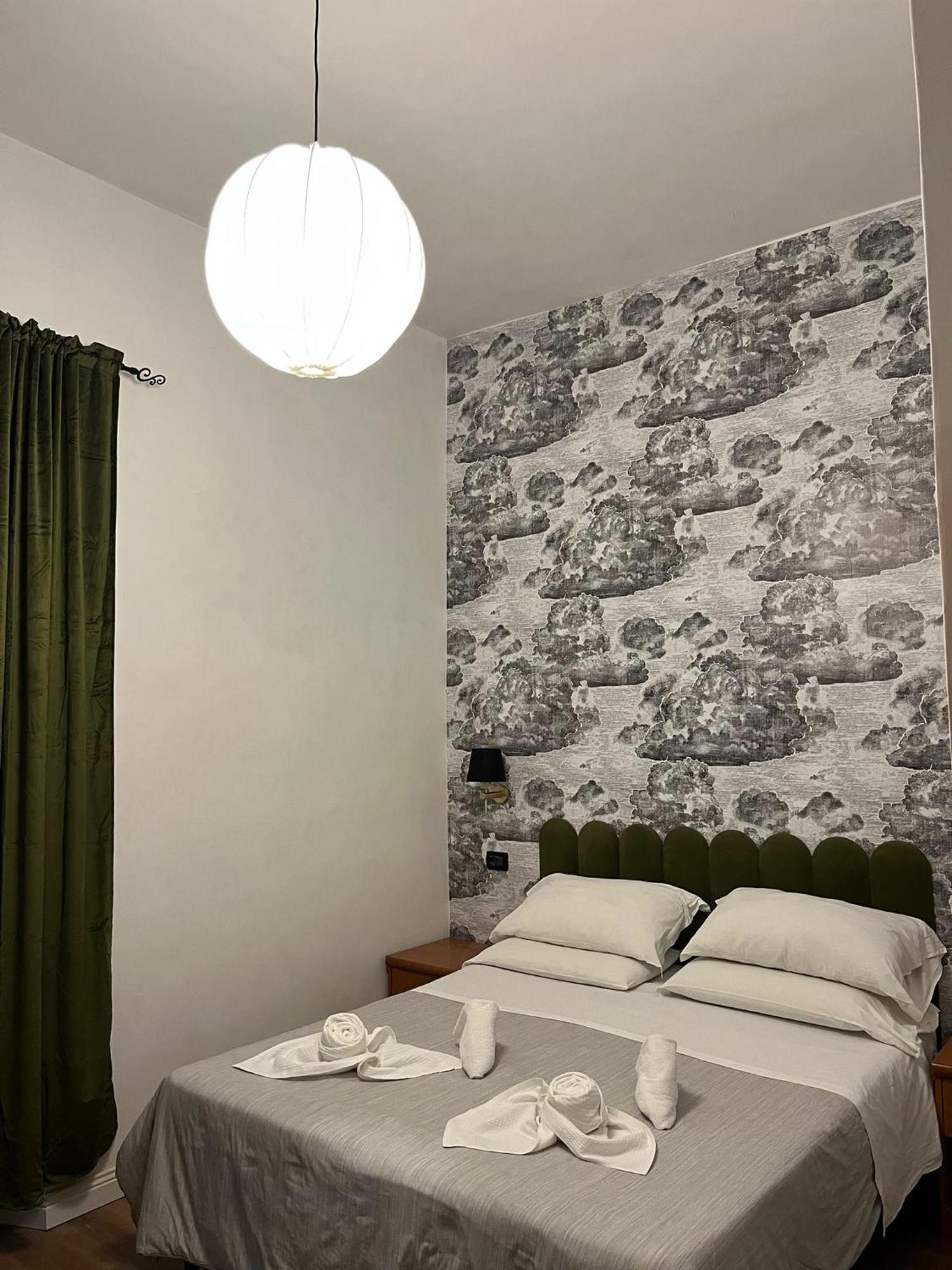 Triple Room,1592057844:JPEG