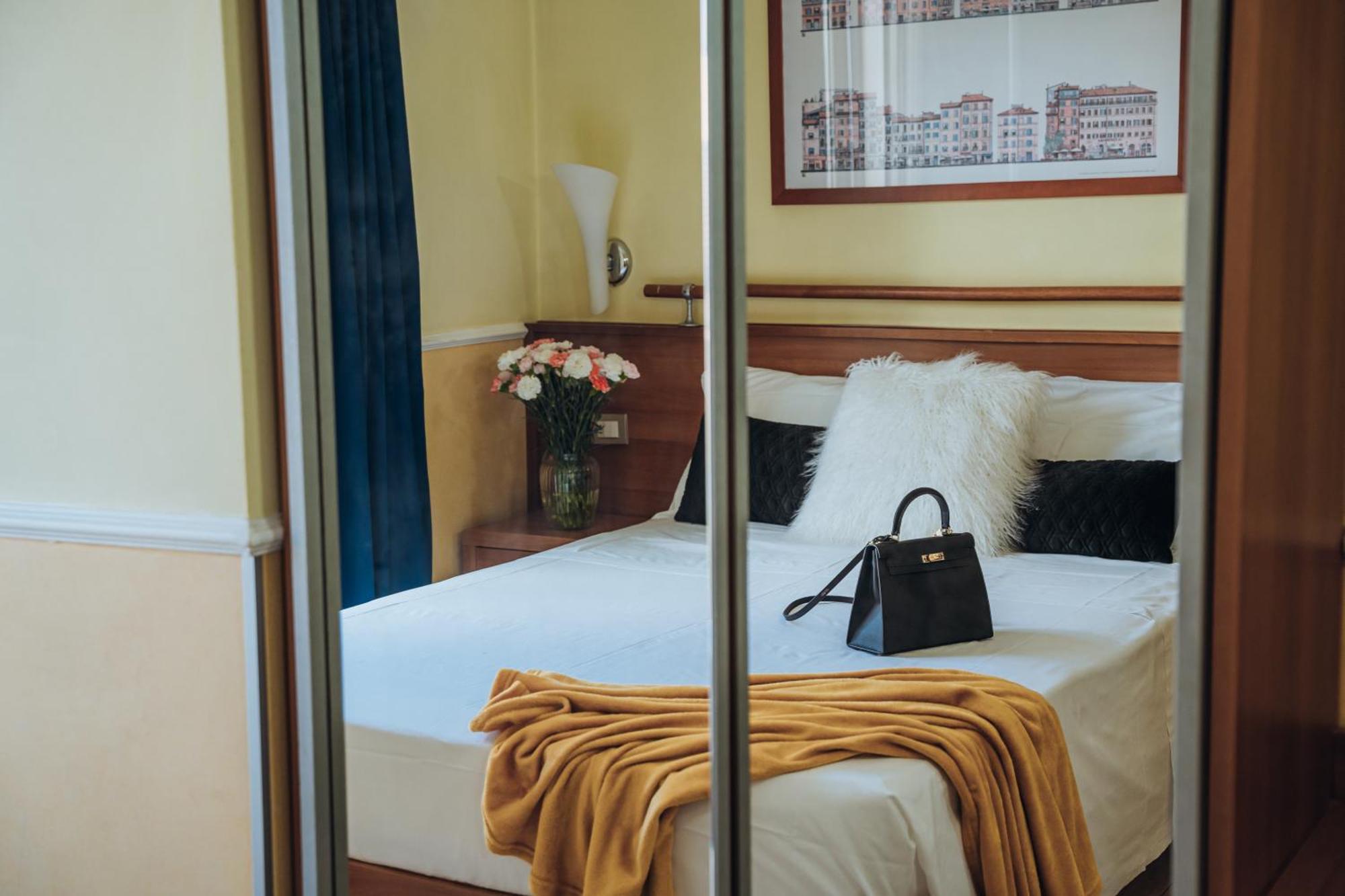 Smart Double Room French Bed,1533011803:JPEG