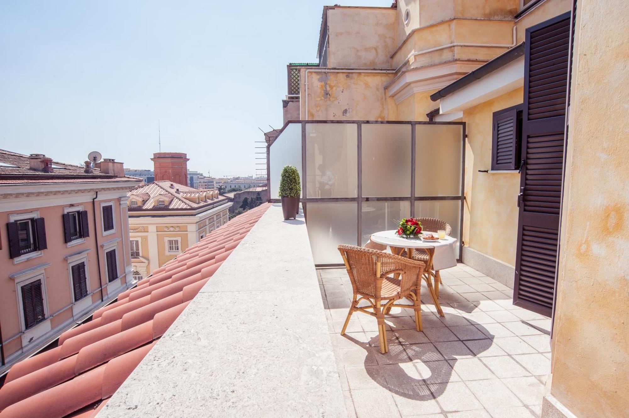 Double or Twin Room Balcony,1533015046:JPEG