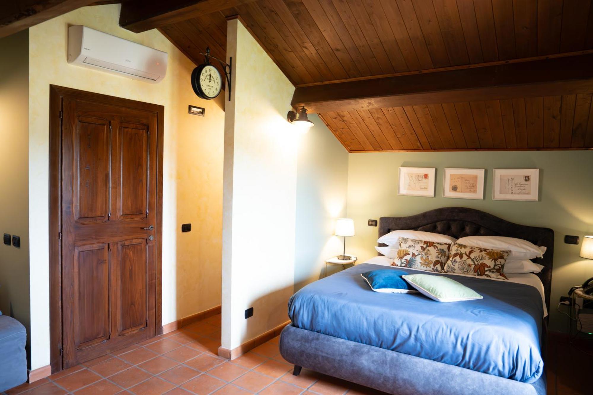 Junior Suite,1547716474:JPEG