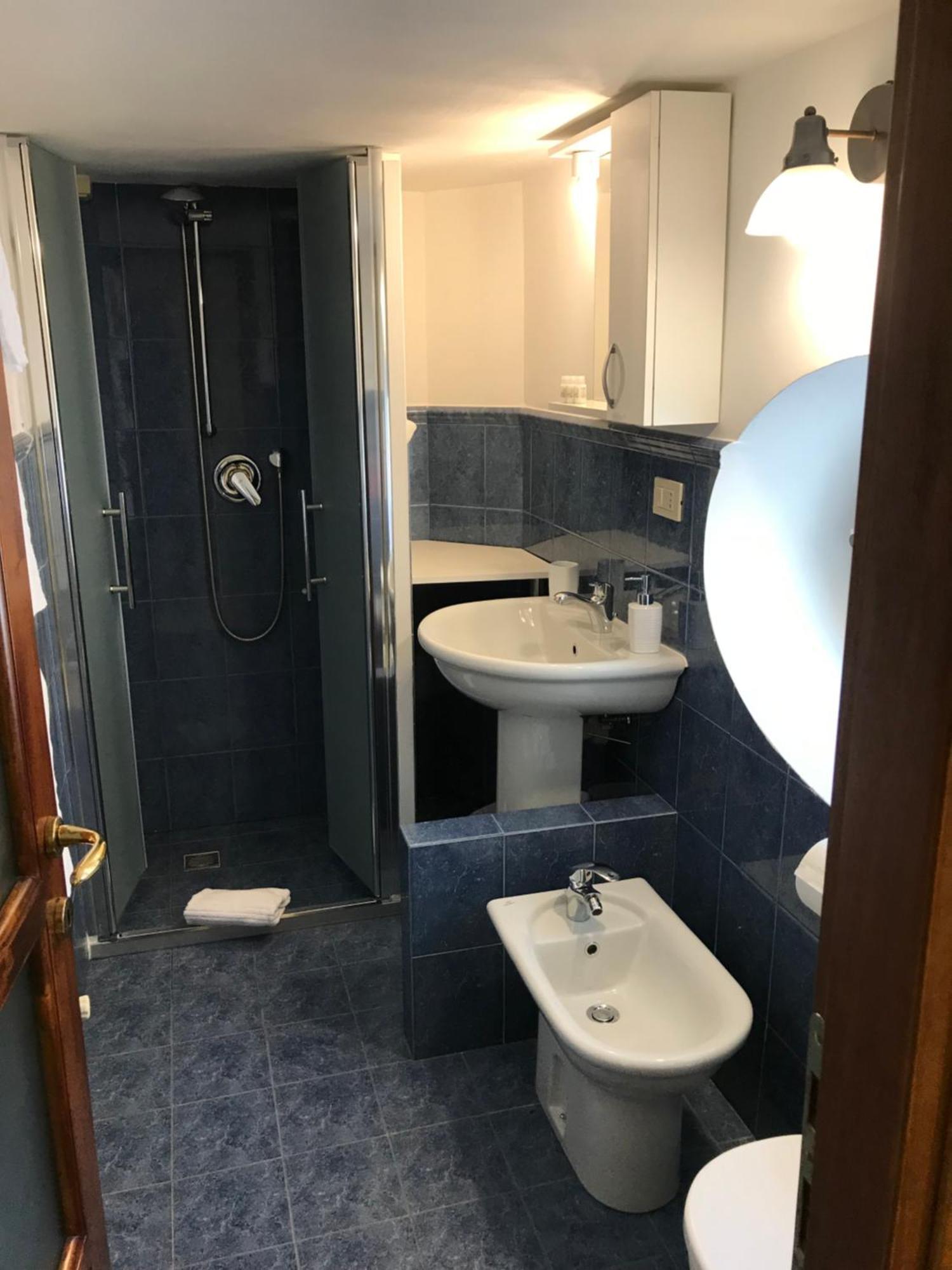 Double Room,1571349722:JPEG