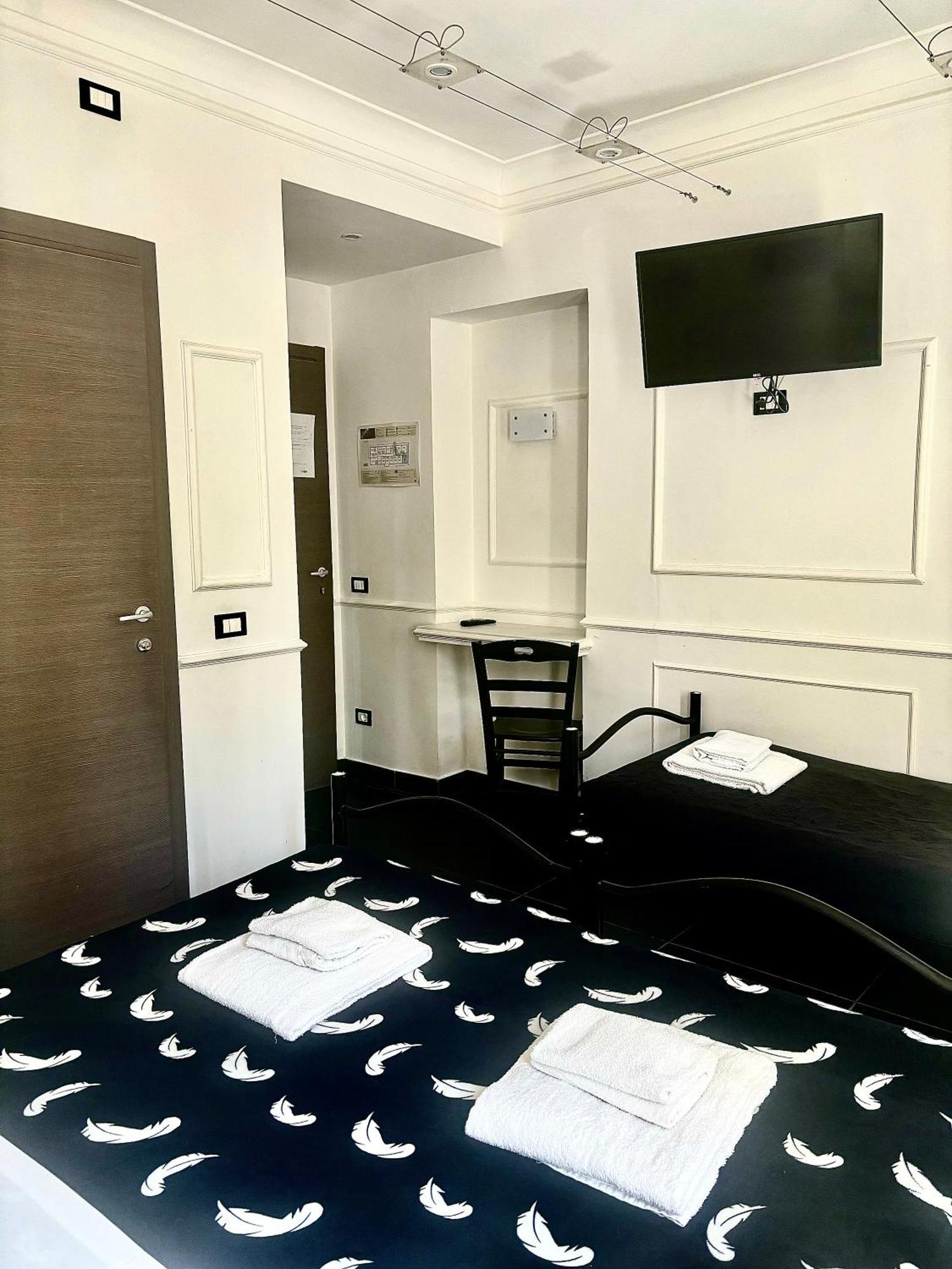 Triple Room,1572688256:JPEG