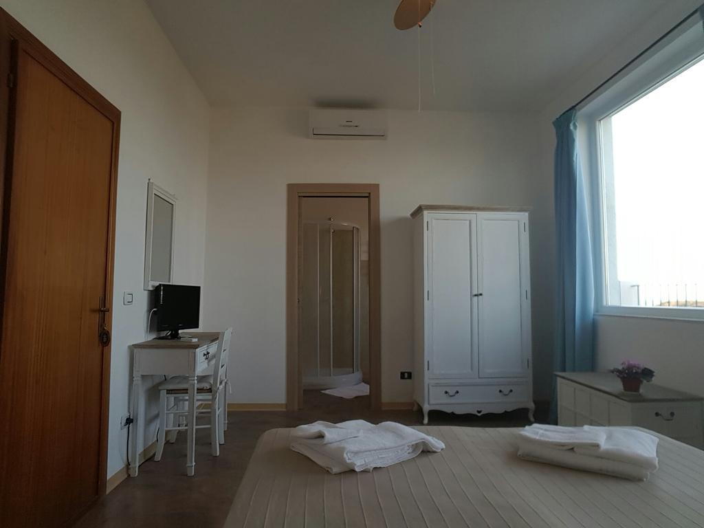 Standard Double Room,228636974:JPEG