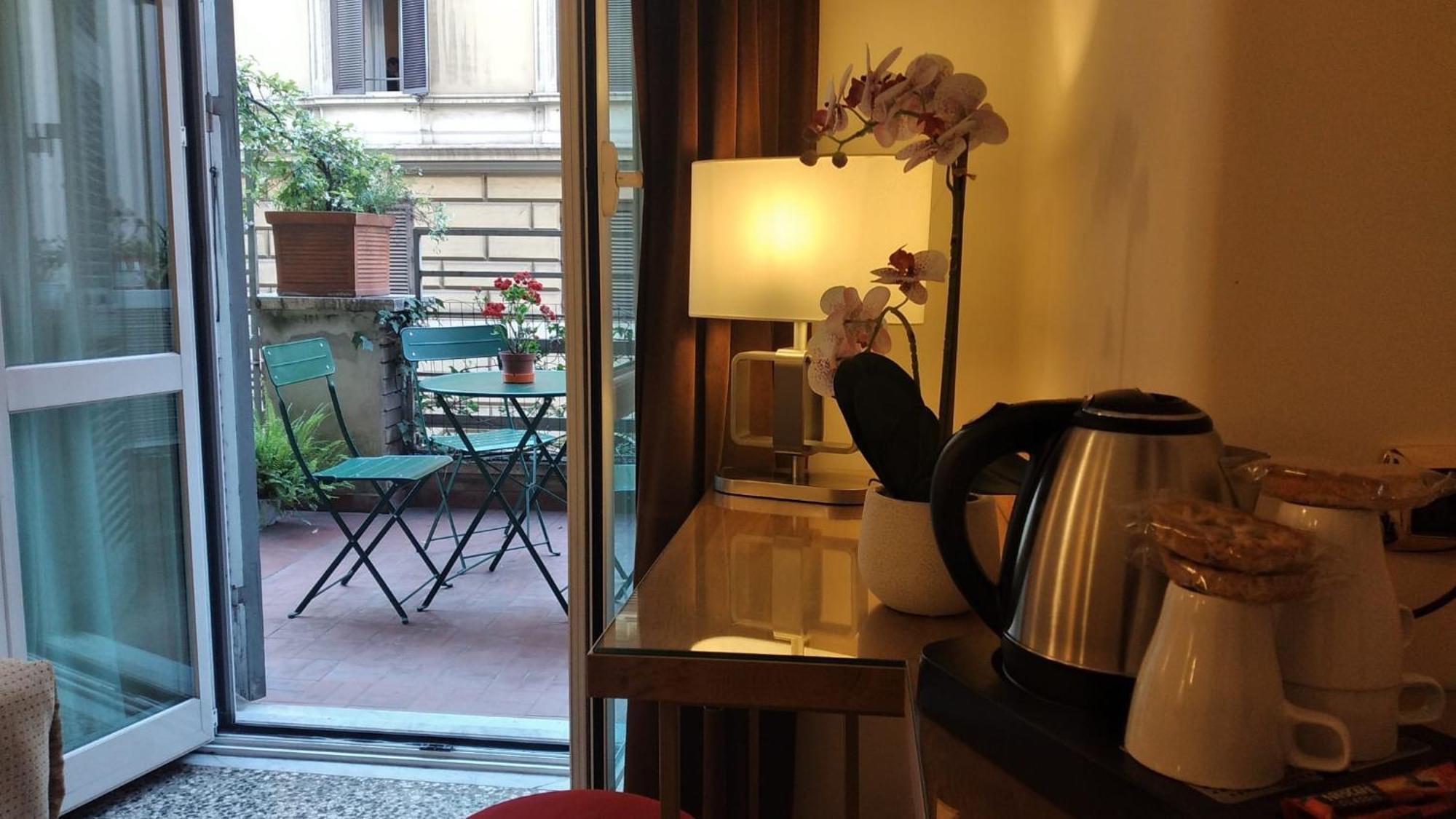 Triple Room Balcony,1371115088:JPEG