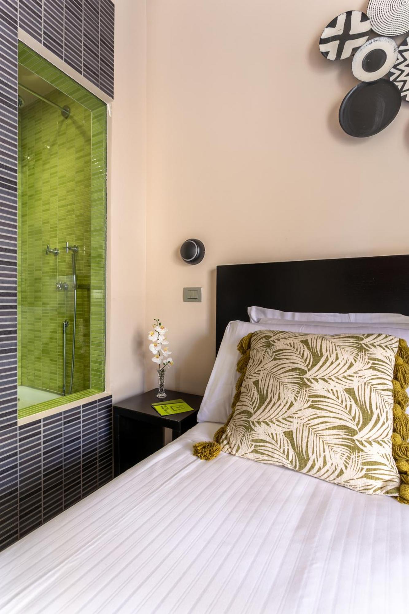 Classic Double Room,1592073333:JPEG