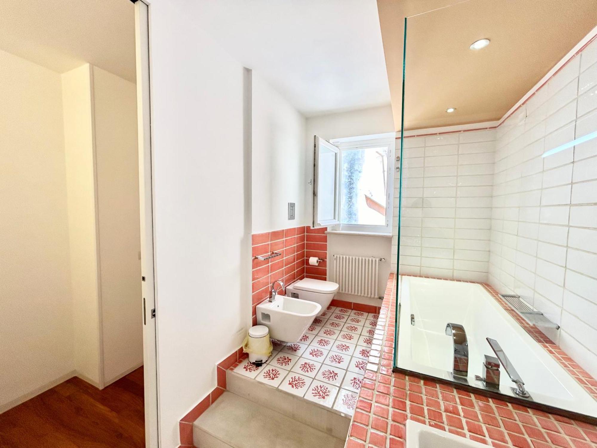 Deluxe Double Room with Bath