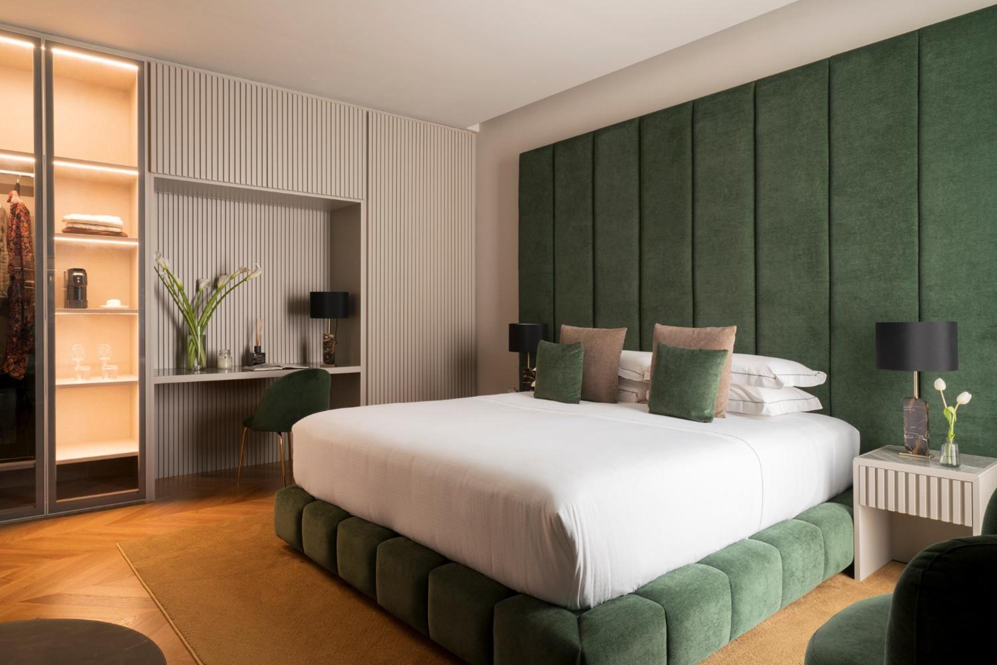 Junior Suite,1593643793:JPEG