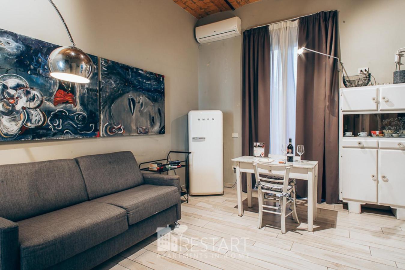 Superior One-Bedroom Apartment Via Capo D'Africa 50