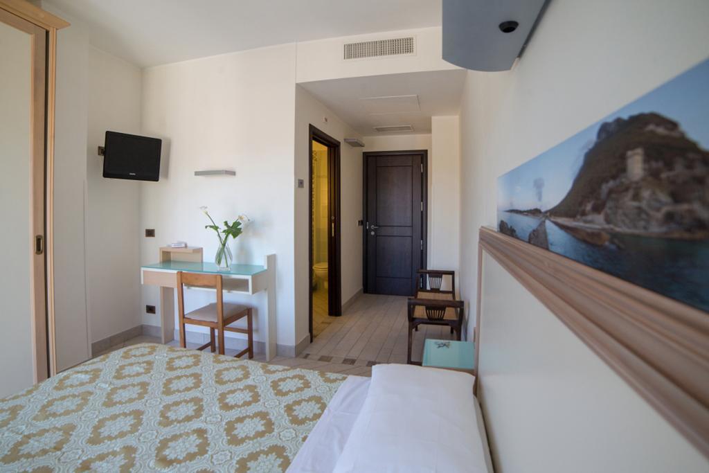 Double or Twin Room Balcony,189127502:JPEG