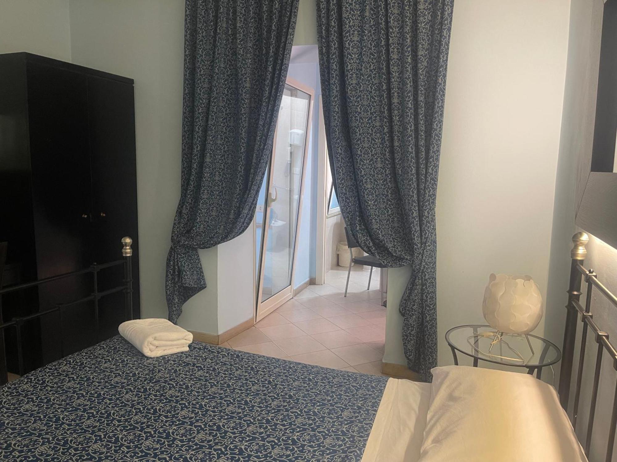 Queen Room Garden View,1603737466:JPEG