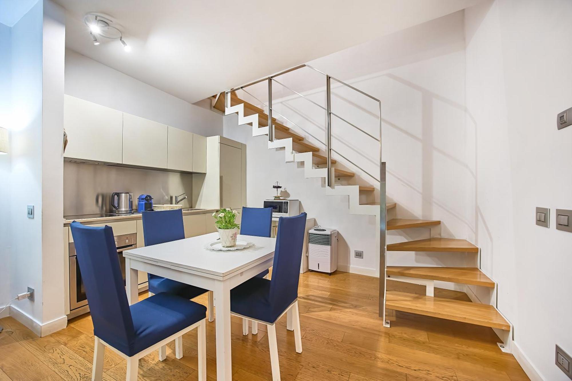 Apartment Split Level,1611123811:JPEG