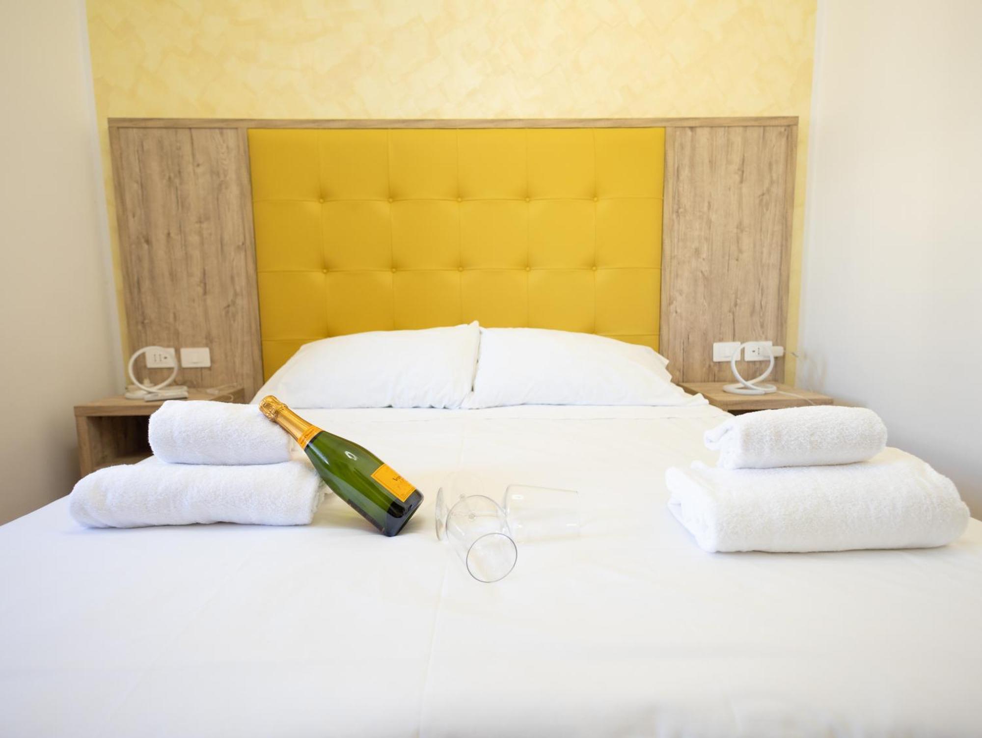 Deluxe Double or Twin Room Balcony,1612267786:JPEG
