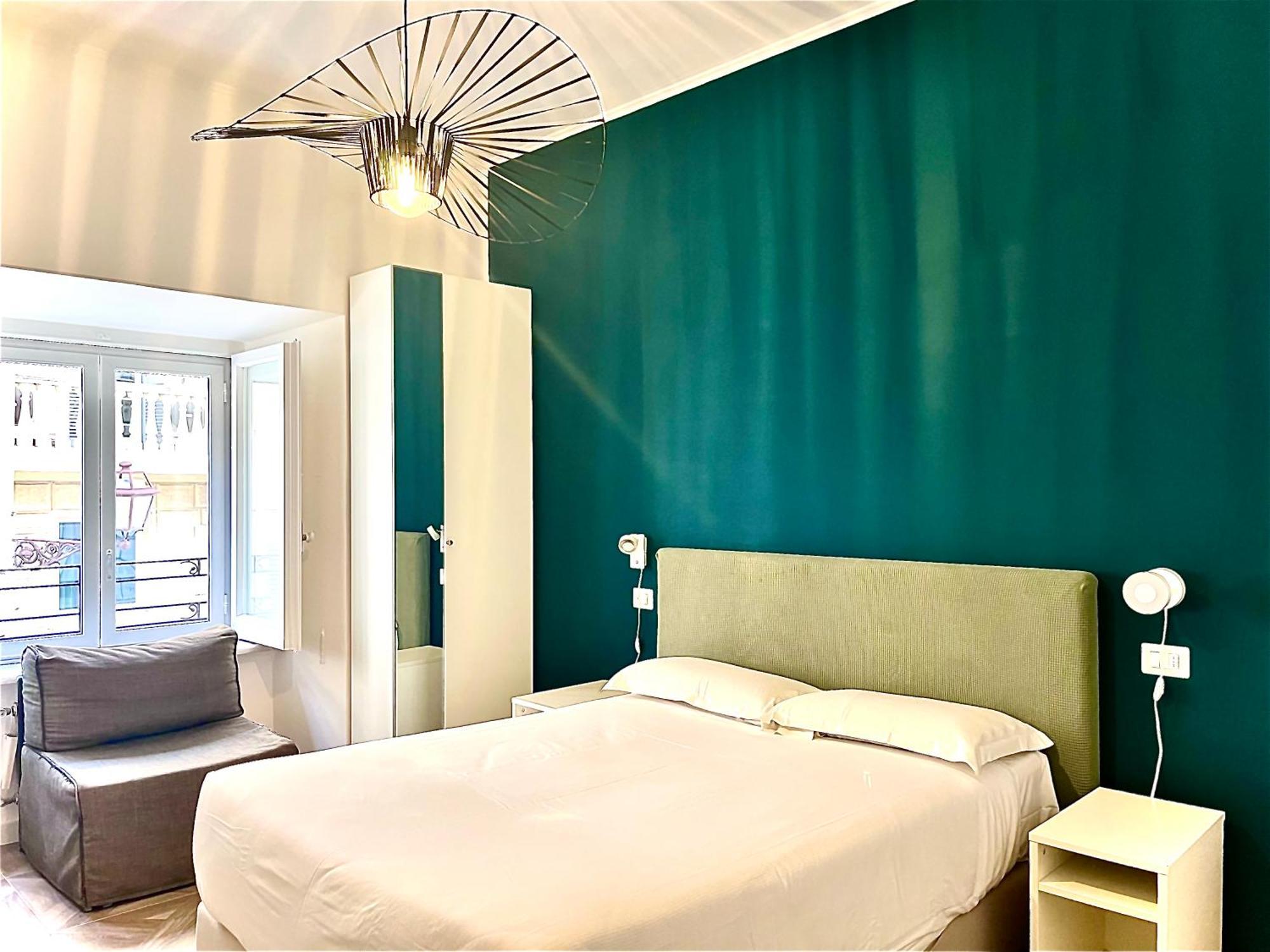 Double Room Private Bathroom