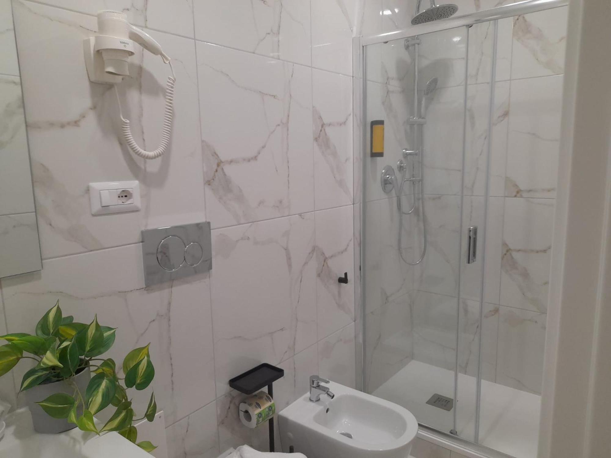 Single Room,1615693289:JPEG