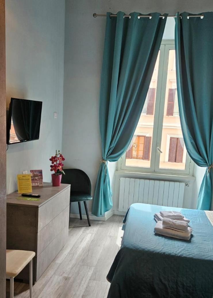Double Room Private Bathroom