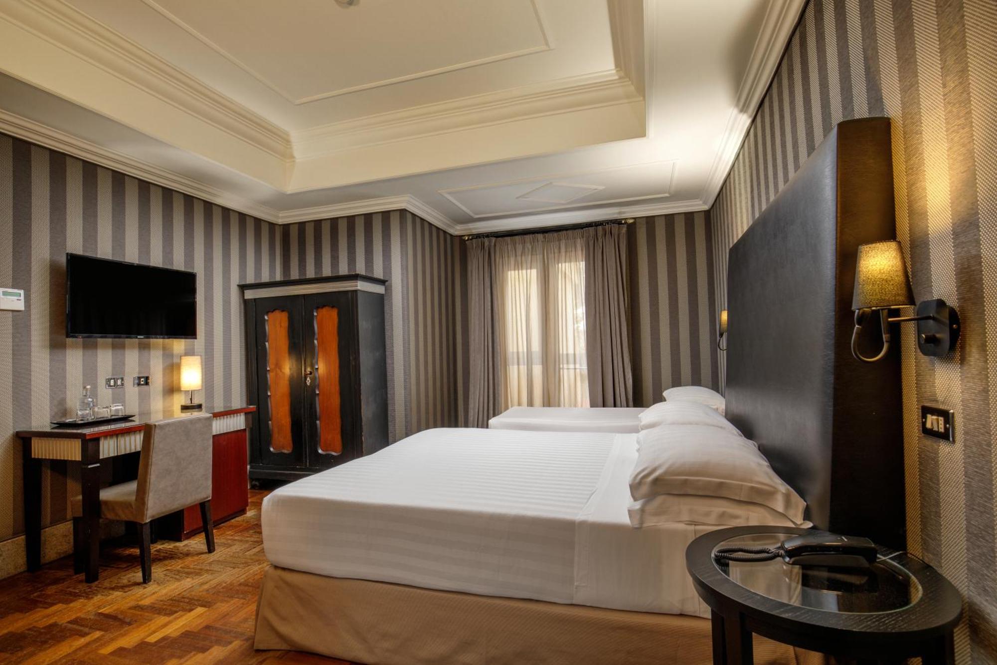 Deluxe Triple Room,1628645981:JPEG