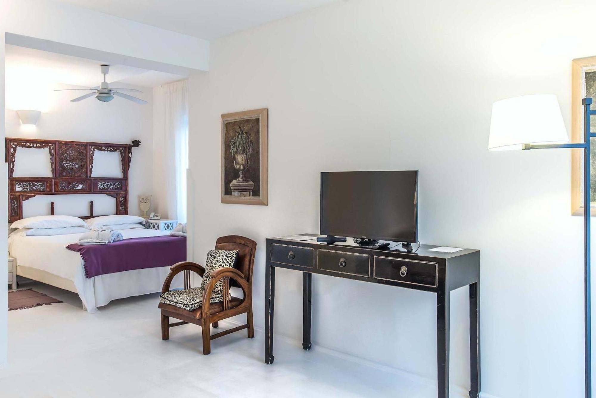 Junior Suite with Balcony,1632205383:JPEG