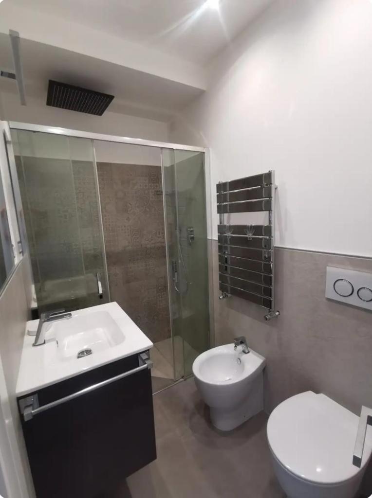 Double Room with Private Bathroom,1639485731:JPEG