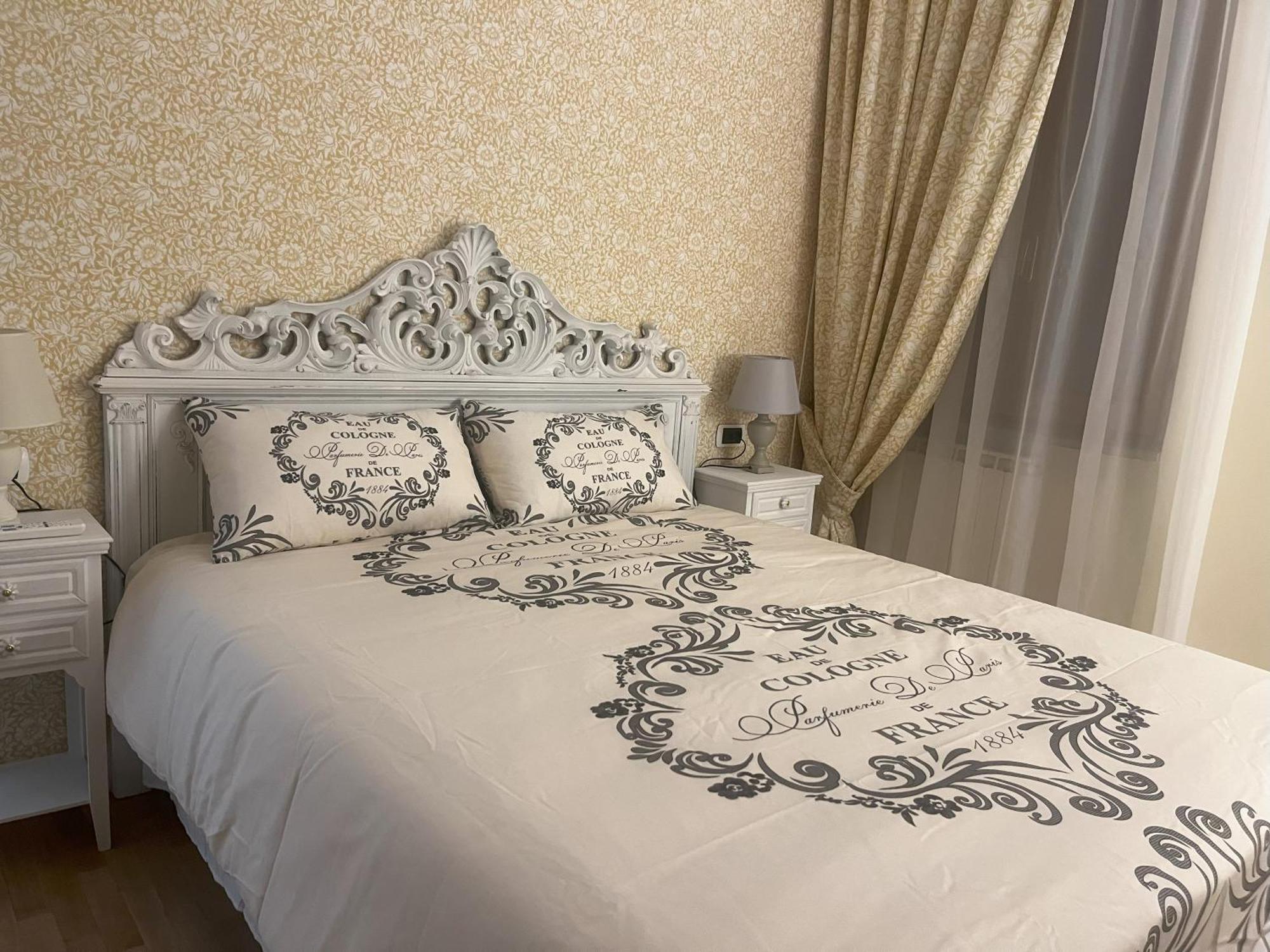 Deluxe Room,1642376305:JPEG
