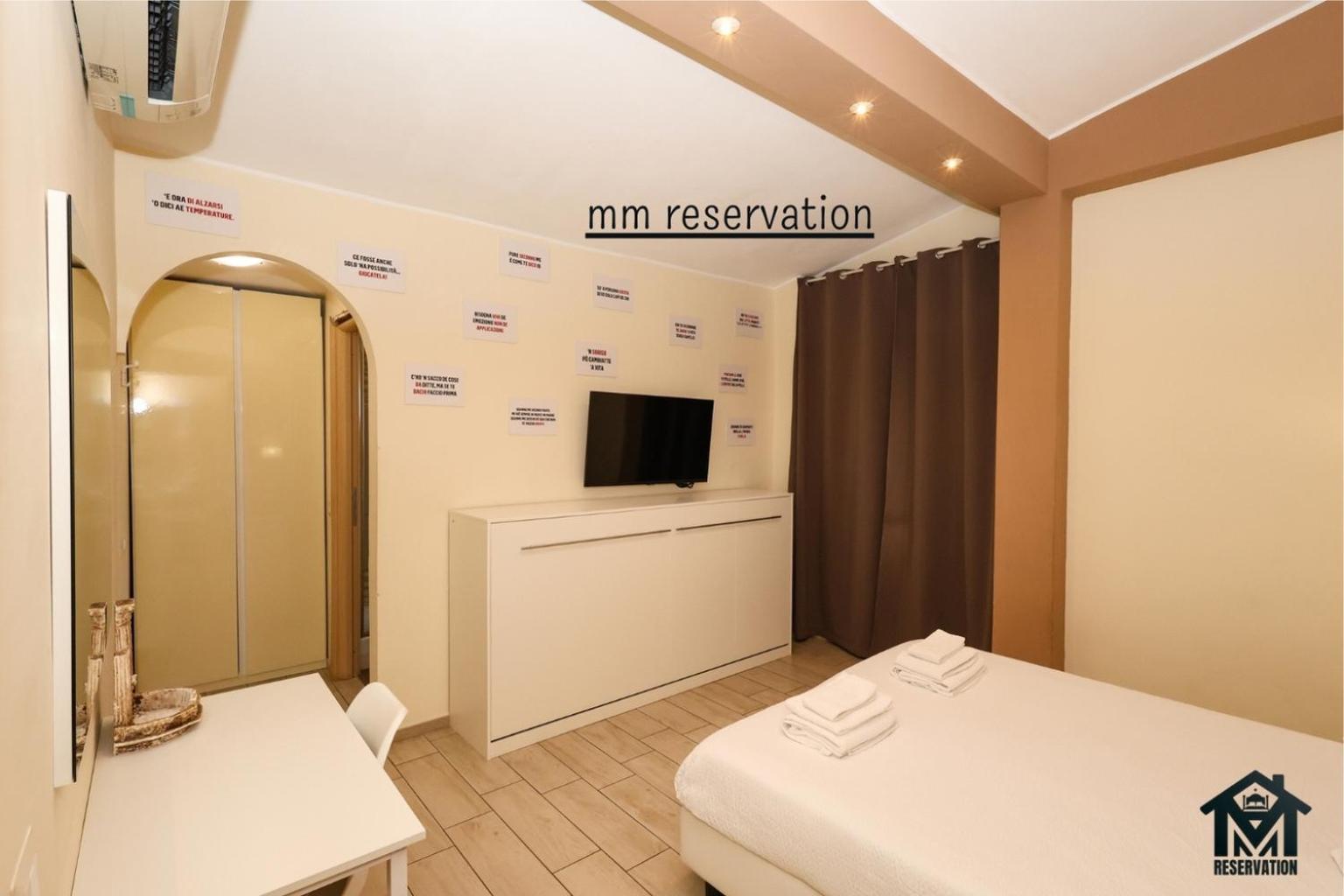 Deluxe Room,1651757647:JPEG