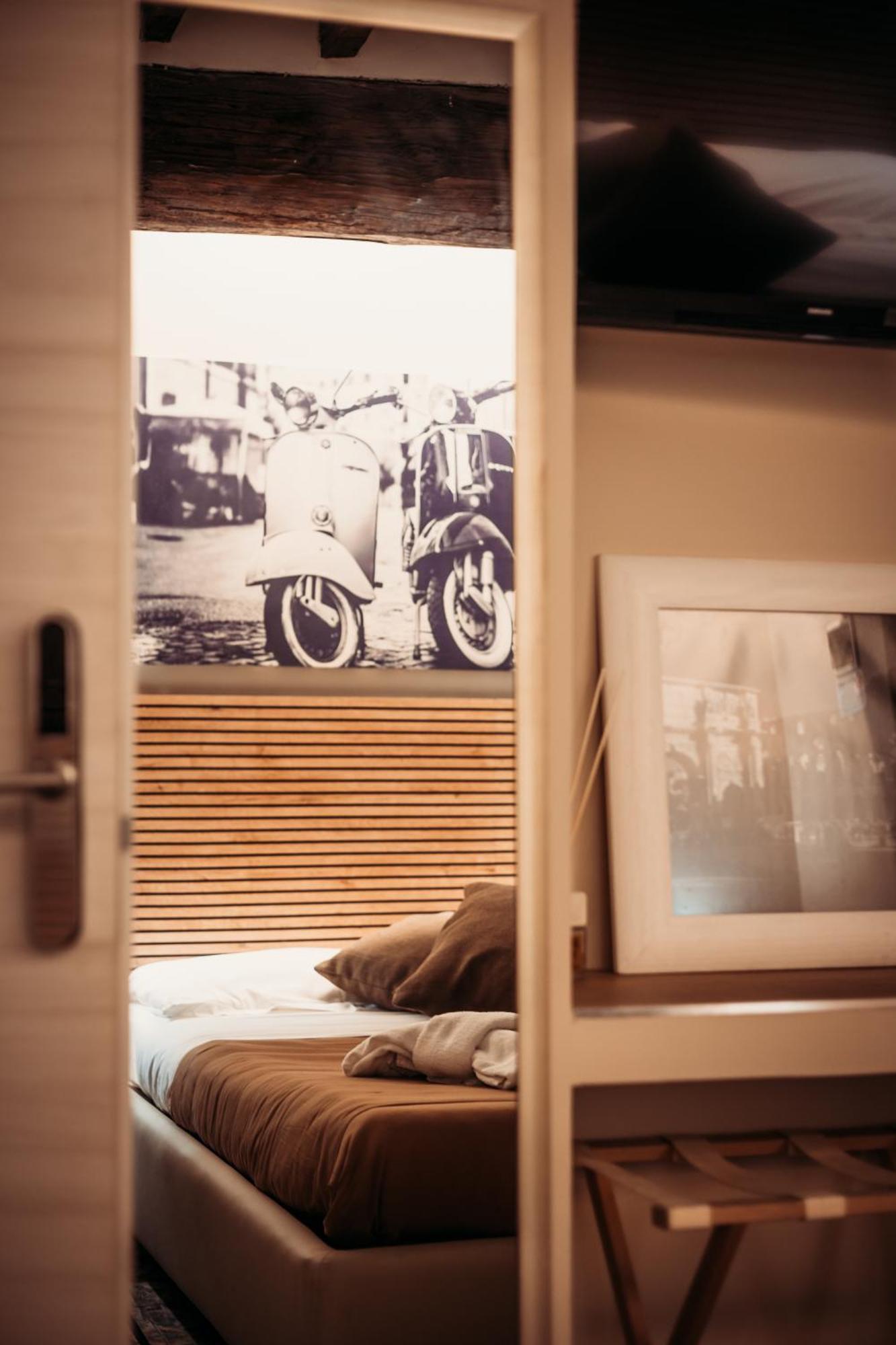 Triple Room,1662393407:JPEG