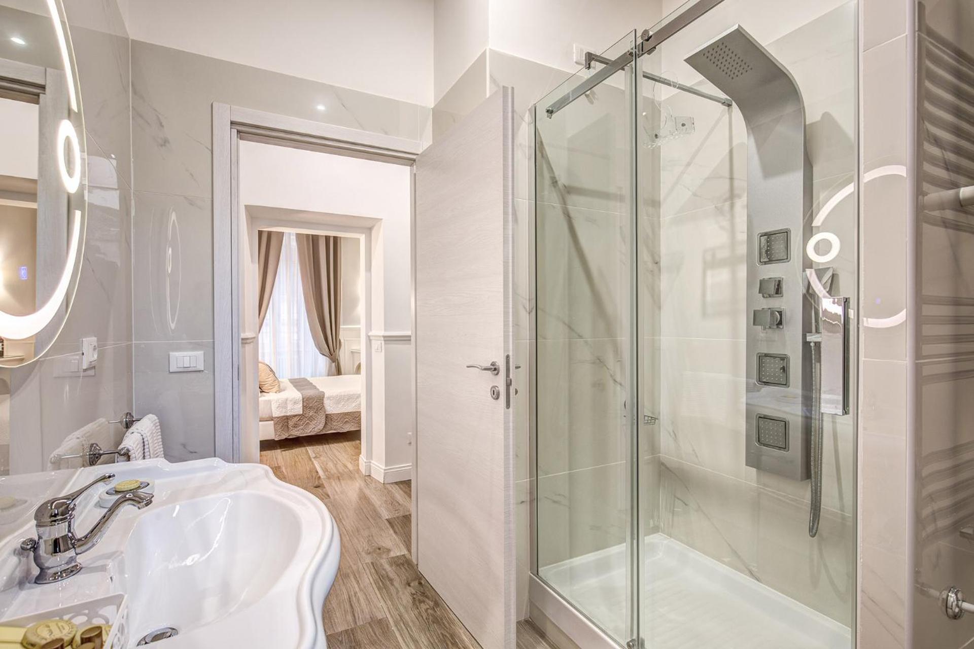 Triple Room Private Bathroom